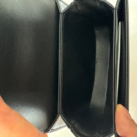 Celine Mini Besace Clea in Patent Calfskin Black - Picture 5 of 9